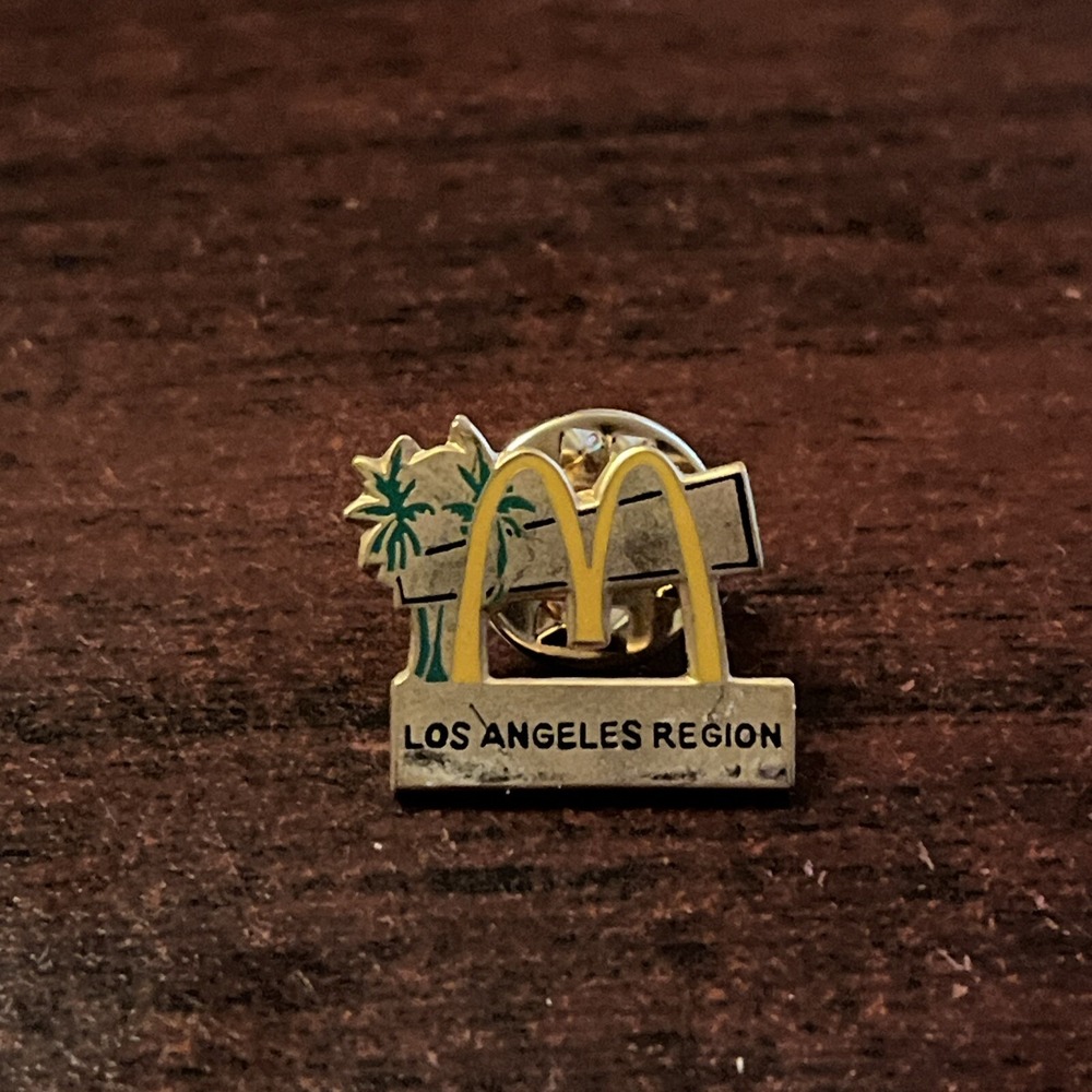 McDonald's Palm Trees Los‎ Angeles Region Employee Lapel Hat Pin